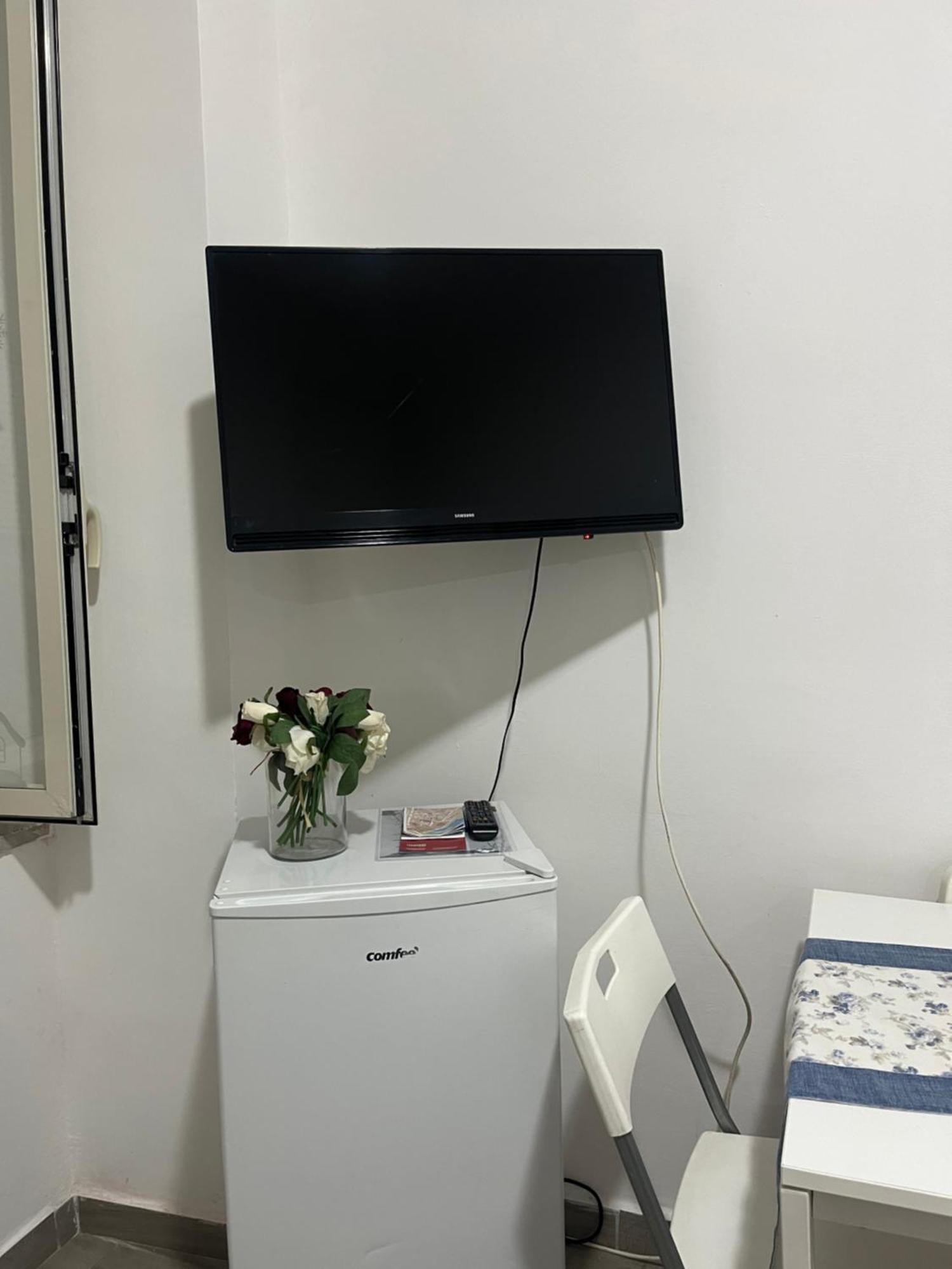 נאפולי Bouganville מראה חיצוני תמונה
